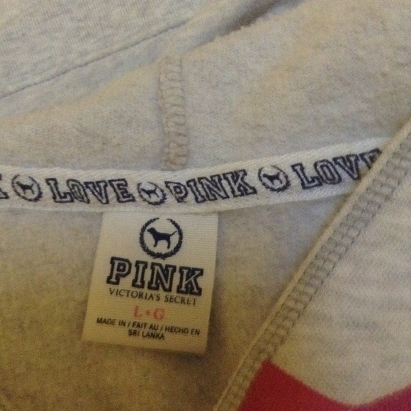 Victoria Secret Sweat shirt 🌞 - Picture 4 of 4